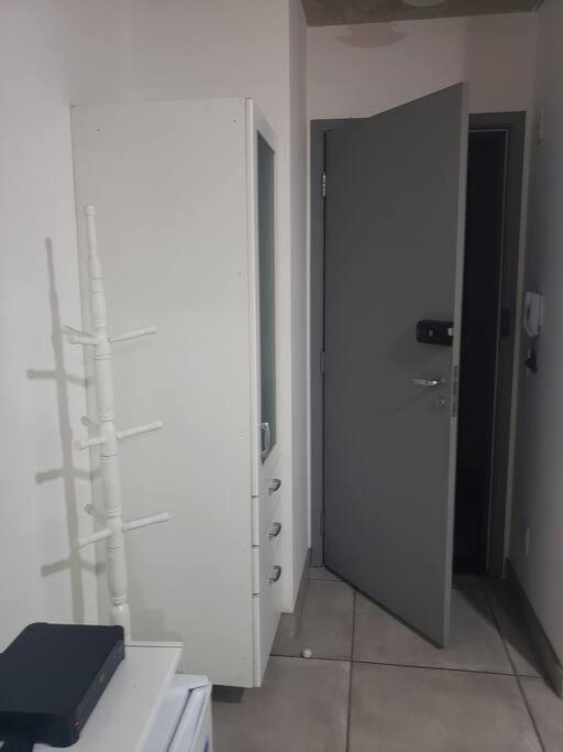Lindo Studio No Bom Retiro Prox Ao Anhembi Sambodromo Com Wifi São Paulo Buitenkant foto